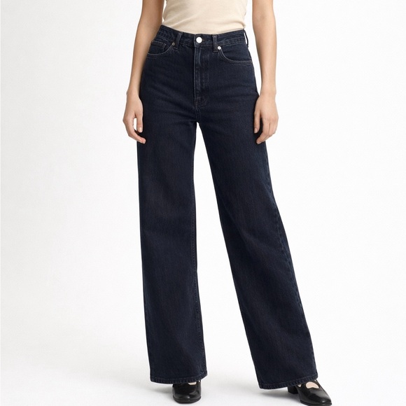 Abercrombie & Fitch Denim - Abercrombie & Fitch Black Straight Leg Jean